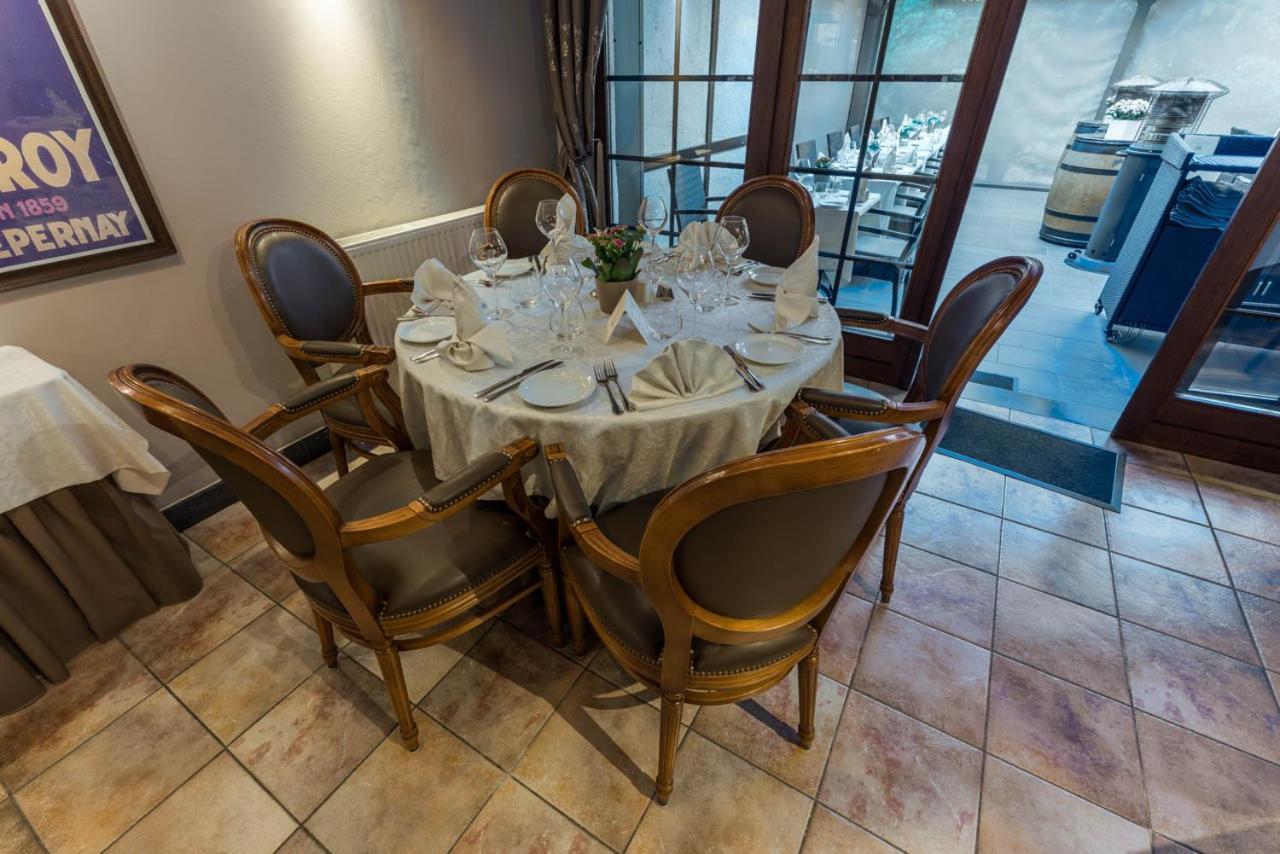 טהאו Logis Hotel Le Menobu מראה חיצוני תמונה